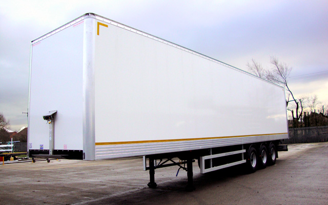 Hire a GRP BOX Van Trailer with Tri-axle Straightframe