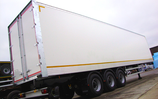 Hire a GRP BOX Van Trailer with Tri-axle Straightframe