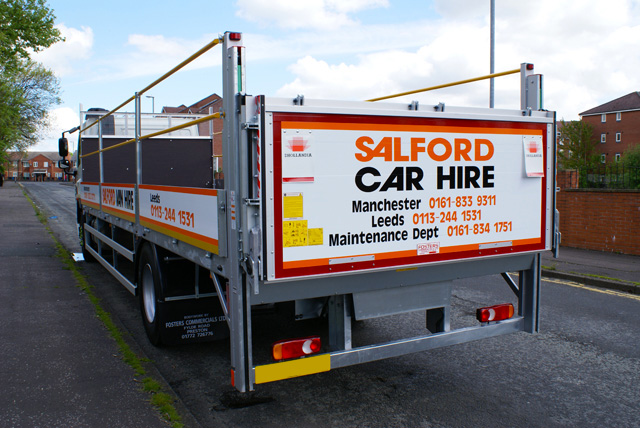 Hire a 7/18T GVW Dropsided Truck with Tail Lift