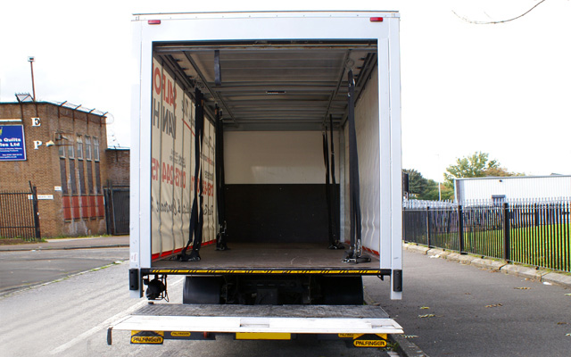 Hire a 7.5T GVW Curtainsided with Tail Lift