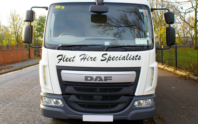 Hire a 7.5T GVW Box Van with Tail Lift