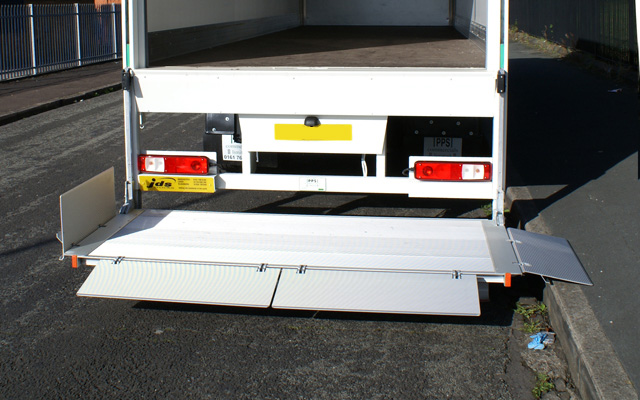 Hire a 17/18 Tonne GVW Box Van with Tail Lift HGV / LGV
